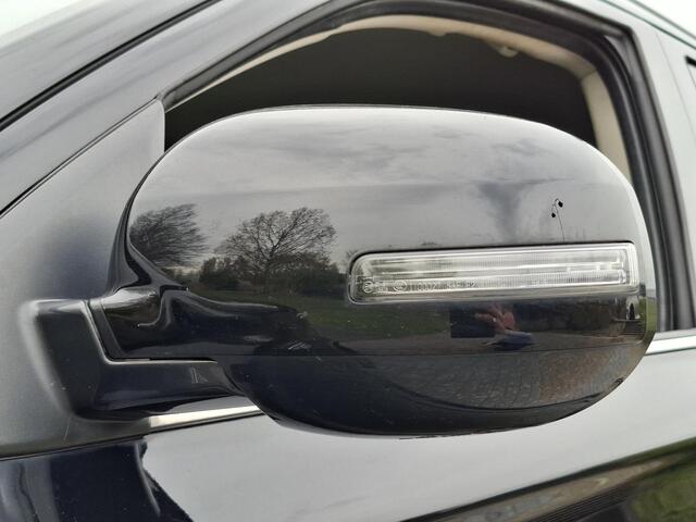 Mitsubishi OUTLANDER 2.4 PHEV Intense S