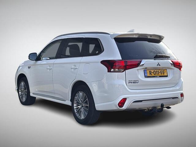 Mitsubishi OUTLANDER 2.4 PHEV Intense+ incl. Trekhaak!