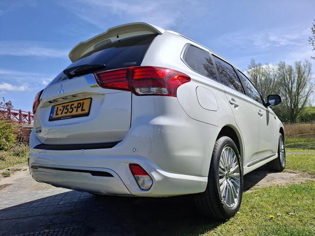 Mitsubishi OUTLANDER 2.4 PHEV Intense