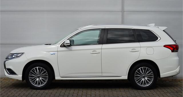 Mitsubishi OUTLANDER PHEV 2.4 INTENSE 4WD | PLUG IN HYBRID | HOGE ZIT | LDW | PDC | CAMERA | CLIMATE CONTROL | FABRIEKSGARANTIE TOT 29-06-2028* | ALL IN RIJKLAARPRIJS