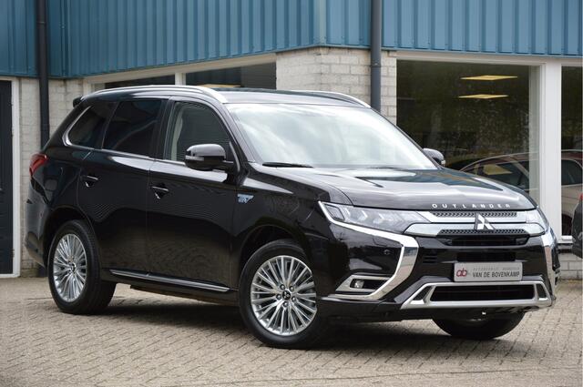 Mitsubishi OUTLANDER 2.4 PHEV Instyle LED | CAMERA | CAR PLAY | STOELVERWARMING