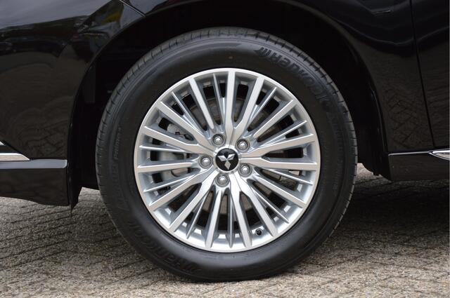 Mitsubishi OUTLANDER 2.4 PHEV Instyle LED | CAMERA | CAR PLAY | STOELVERWARMING