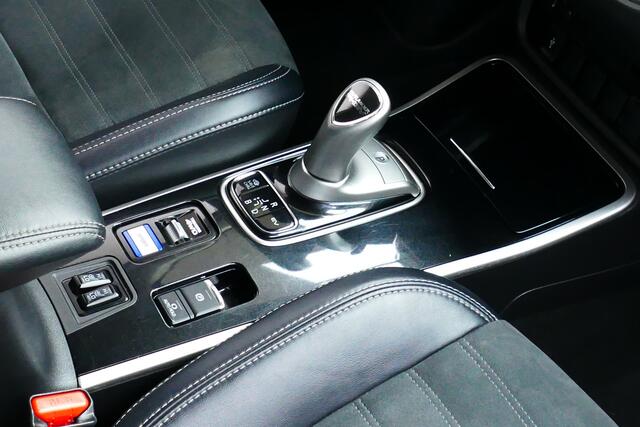 Mitsubishi OUTLANDER 2.4 PHEV Adap Cruise, Camera, Half Leer/Alcantara, StoelVerw, 18"LMV, Haak 1500kg