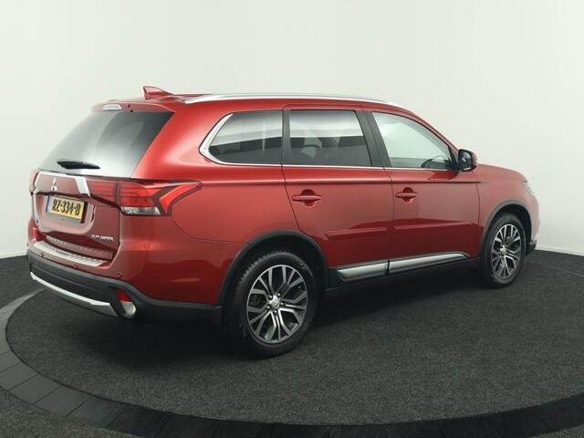 Mitsubishi OUTLANDER 2.0 Connect Pro