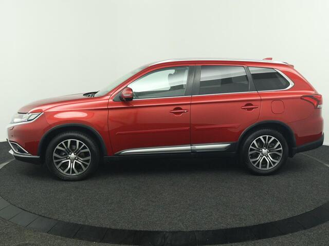 Mitsubishi OUTLANDER 2.0 Connect Pro