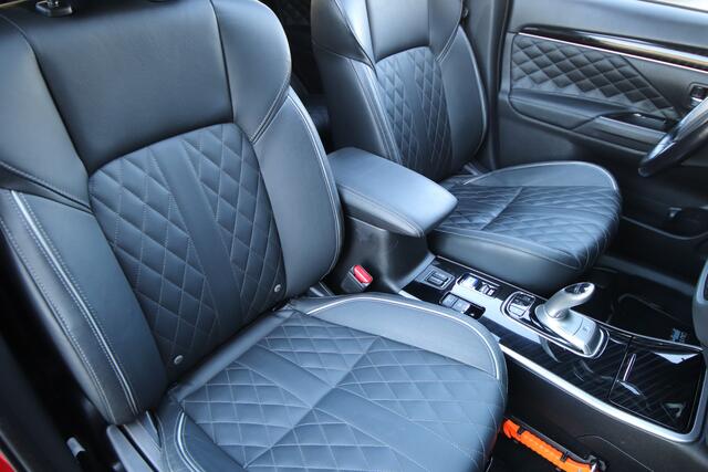 Mitsubishi OUTLANDER 2.4 PHEV Instyle Opendak. Leder, trekhaak, Adaptive cruise