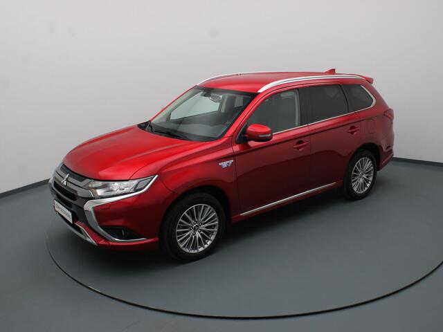Mitsubishi OUTLANDER PHEV Intense 225pk Camera | Cruise | Carplay | Navi | Stoelverw.