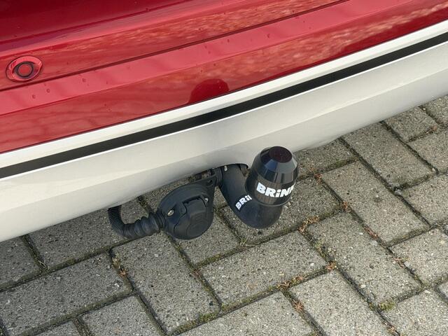 Mitsubishi OUTLANDER 2.4 PHEV Instyle / Dealer onderhouden / Lederen bekleding / Trekhaak 1500KG trekgewicht / All Season banden / Full LED / Navigatie / Apple CarPlay/Android Auto /