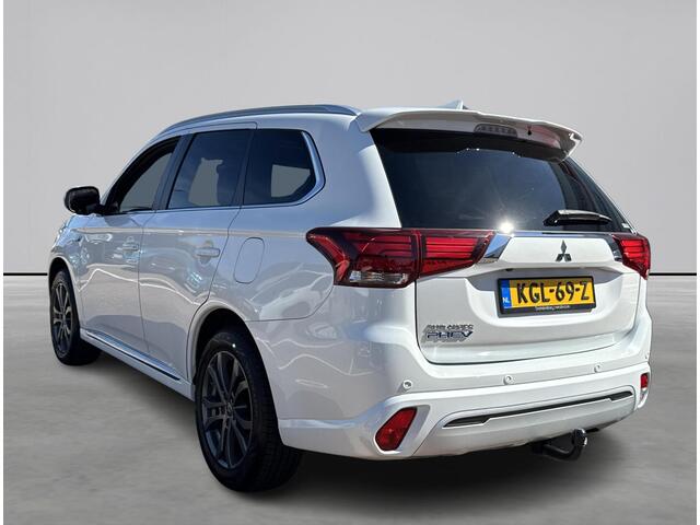 Mitsubishi OUTLANDER 2.4 PHEV Instyle