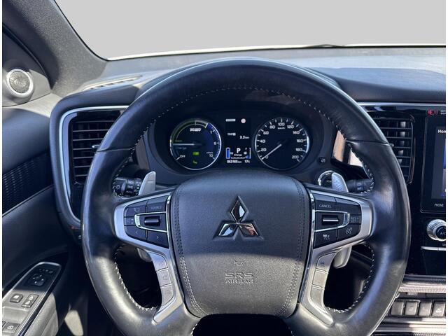 Mitsubishi OUTLANDER 2.4 PHEV Instyle