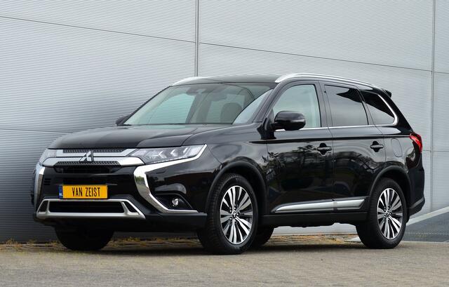 Mitsubishi OUTLANDER 2.O CVT INSTYLE 7-ZIT 4WD | HOGE ZIT | LEER | ADAPTIEF CRUISE | 7 PERSOONS | TREKHAAK | ALL SEASON BANDEN | ALL IN RIJKLAARPRIJS