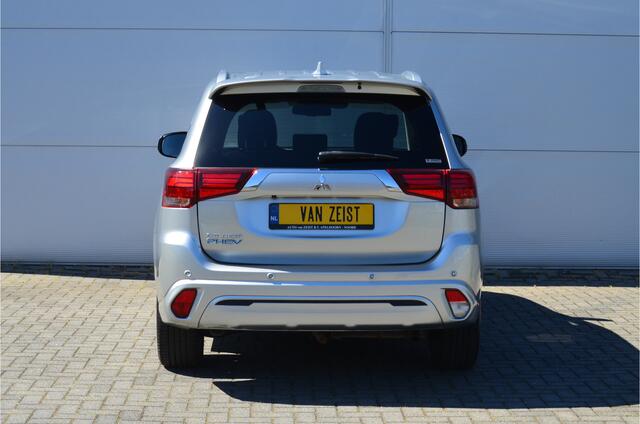 Mitsubishi OUTLANDER PHEV 2.4 INTENSE INTRO 4WD | PLUG IN HYBRID | ADAPTIEF CRUISE CONTROL | NAVI | CAMERA | FABRIEKSGARANTIE TOT 24-06-2028* | ALL IN RIJKLAARPRIJS