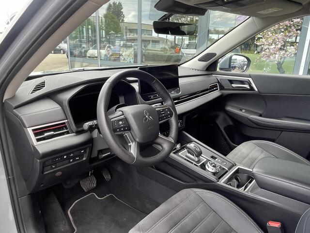 Mitsubishi OUTLANDER 2.4 PHEV First Edition