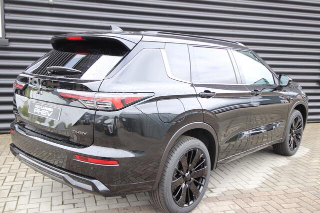 Mitsubishi OUTLANDER 2.4 PHEV Black Edition Nieuw & uit voorraad leverbaar.