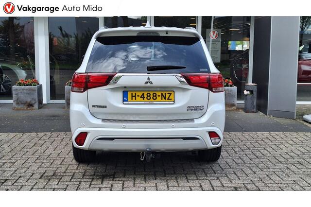 Mitsubishi OUTLANDER 2.4 PHEV 4WD Automaat Instyle | Trekhaak