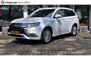 mitsubishi-outlander-2.4-phev-4wd-a