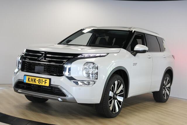 Mitsubishi OUTLANDER 2.4 PHEV Instyle | Schuif- kanteldak | Leer | Head-Up