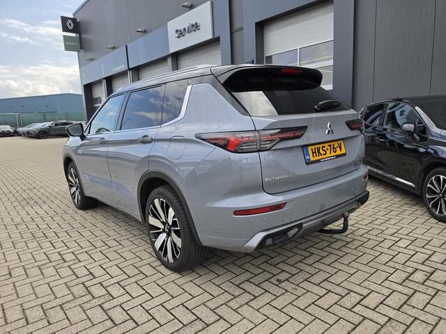 Mitsubishi OUTLANDER 2.4 PHEV Instyle+ | Trekhaak | Open dak | Elektrische Achterklep |