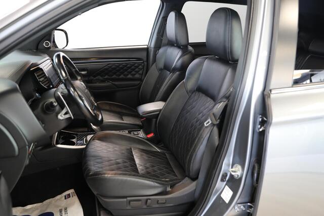 Mitsubishi OUTLANDER 2.4 PHEV Instyle | Trekhaak | Schuif- kanteldak | Leer