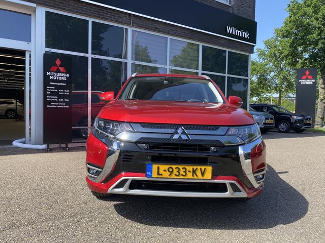 Mitsubishi OUTLANDER 2.4 PHEV Intense+ | Trekhaak | Open Dak