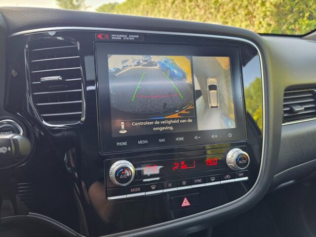 Mitsubishi OUTLANDER 2.4 PHEV Instyle