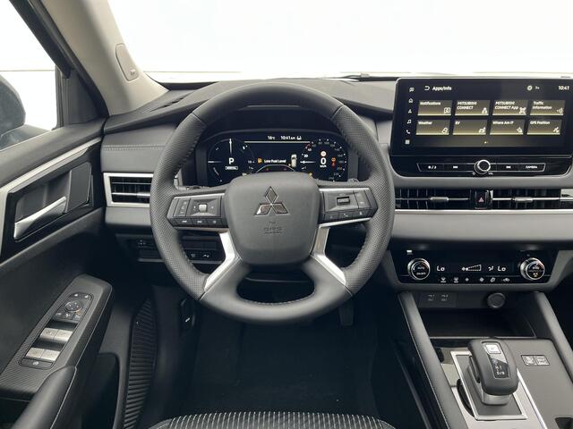 Mitsubishi OUTLANDER 2.4 PHEV Pure / ¤ 4.500,- Voordeel Op Nieuwprijs / Elektrische Range 86 KM WLTP / 1600KG Trekgewicht / 8 Jaar Fabrieksgarantie /