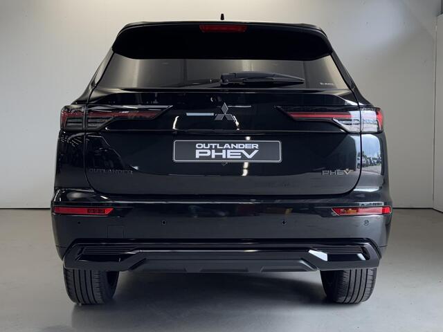 Mitsubishi OUTLANDER 2.4 PHEV Black Edition | Actieprijs | NIEUW Uit voorraad leverbaar | 8 jaar garantie | EUR 4000,- actiekorting