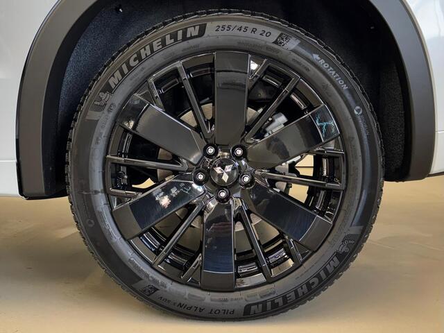Mitsubishi OUTLANDER 2.4 PHEV Instyle+ Black Edition | Actieprijs | Uniek in NL | 20 Inch | Full Options | 8 Jaar garantie