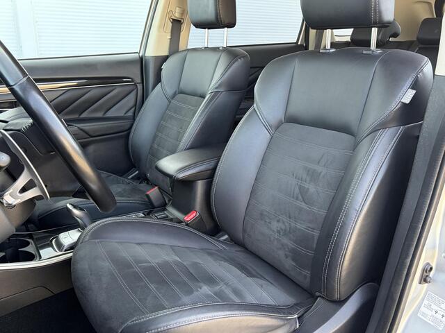 Mitsubishi OUTLANDER 2.4 PHEV Intense / Trekhaak ( 1500 kg ) / Apple Carplay/Android Auto / Cruise control /