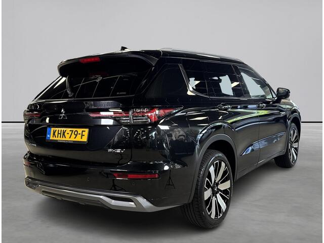 Mitsubishi OUTLANDER 2.4 PHEV Instyle Voorruitverwarming, Nieuwe auto ¤ 12.000 korting