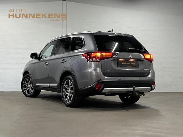 Mitsubishi OUTLANDER 2.0 Instyle 7 persoons | Trekhaak | Open dak | 360 Camera | Stuur-/stoelverwarming | Leder