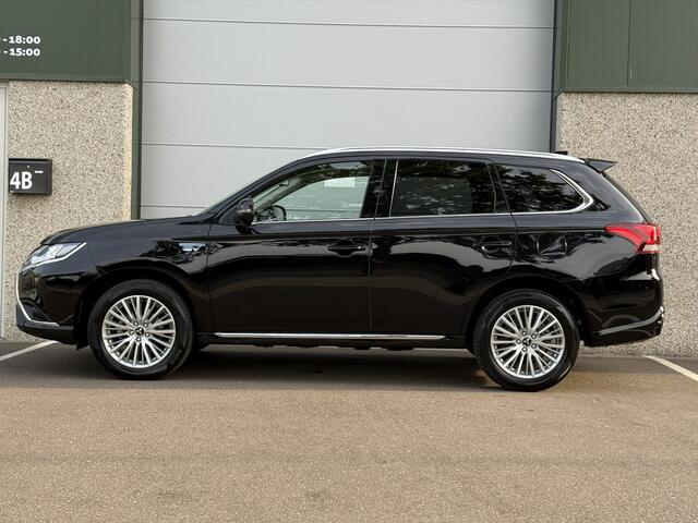 Mitsubishi OUTLANDER 2.4 PHEV Pure Nap Carplay Keyless Camera Trekhaak Cruise Clima Nav
