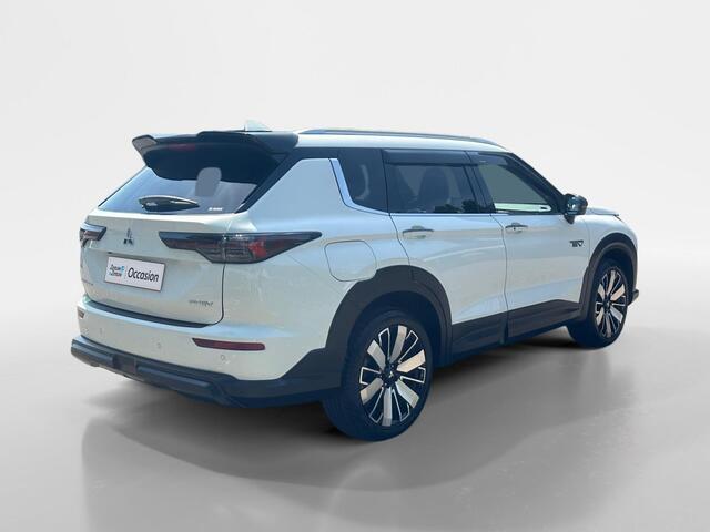 Mitsubishi OUTLANDER 2.4 PHEV Instyle + | BOMVOLLE INSTYLE !!! | ALLE OPTIES & ALLE ACCESSOIRES |