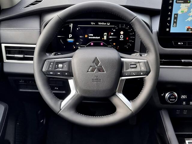 Mitsubishi OUTLANDER 2.4 PHEV Intense / Adaptief Cruise Control / Apple Carplay&Android Auto / 1600kg trekgewicht / Full-Map Navigatie / Airco / Stoelverwarming Voor / 360 Camera+Sensoren /