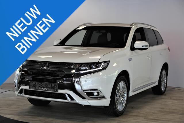 Mitsubishi OUTLANDER 2.4 PHEV Instyle | Schuif- kanteldak | Leer | Trekhaak