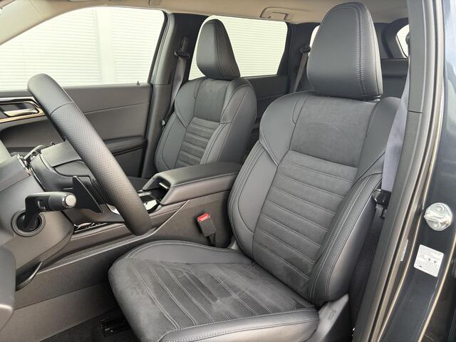 Mitsubishi OUTLANDER 2.4 PHEV Intense MY26 / AFNEEMBARE TREKHAAK! / Adaptief Cruise Control / Apple Carplay&Android Auto / 1600kg trekgewicht / Full-Map Navigatie / Airco / Stoelverwarming Voor / 360 Camera+Sensoren /