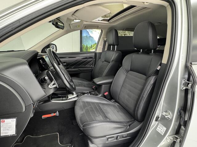 Mitsubishi OUTLANDER 2.4 PHEV Intense+ | Panoramadak | Apple CarPlay / Android Auto | 360° Camera | Trekhaak |