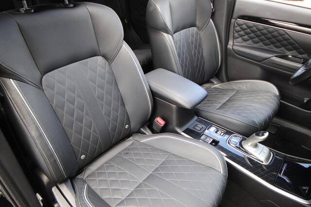 Mitsubishi OUTLANDER 2.4 PHEV Instyle Opendak, Adaptive cruise, Dealer Onderhouden, Trekhaak