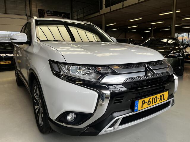 Mitsubishi OUTLANDER 2.0 2WD Instyle Trekhaak, Achteruitrijcamera