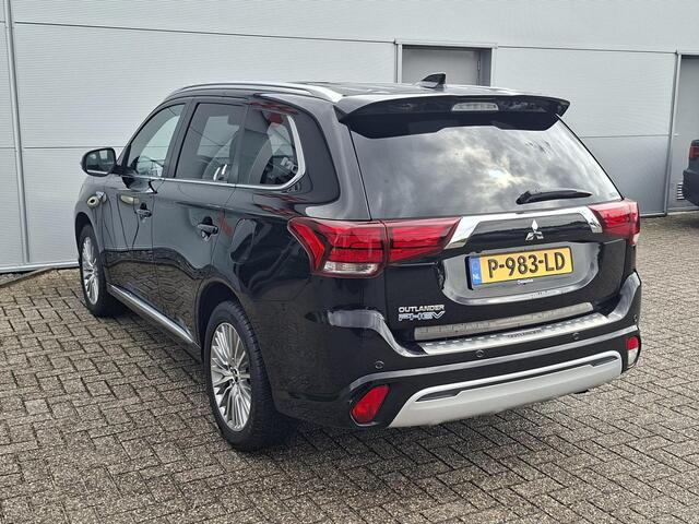 Mitsubishi OUTLANDER 2.4 PHEV Intense - Dealerond. | Leder | Stoel/stuurverw. | 360 cam.