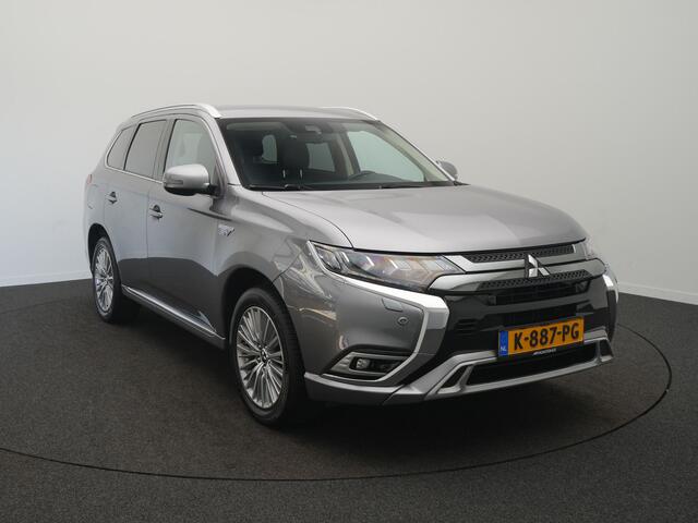 Mitsubishi OUTLANDER 2.4 PHEV Pure+ - RIJKLAARPRIJS - All Seasonbanden - Achteruitrijcamera - Adaptive Cruise Control - Stoel- en Stuurverwarming!