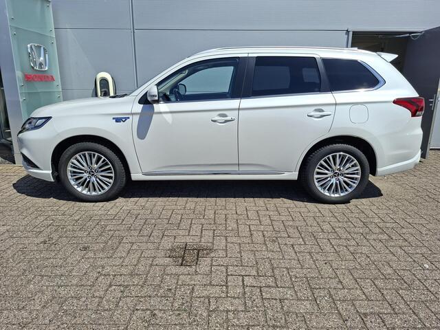 Mitsubishi OUTLANDER 2.4 PHEV Intense -Afn. trekhaak | Elec. stoel | Nav | Stoelverw. | Cam