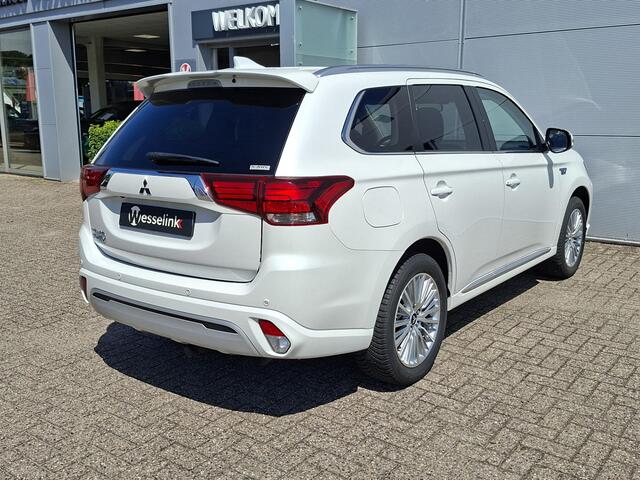 Mitsubishi OUTLANDER 2.4 PHEV Intense -Afn. trekhaak | Elec. stoel | Nav | Stoelverw. | Cam