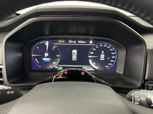 Mitsubishi OUTLANDER 2.4 PHEV Black Edition | DEMO | YAMAHA-Audio | 360° Camera | Navigatie | Panoramadak | Stoelverwarming |
