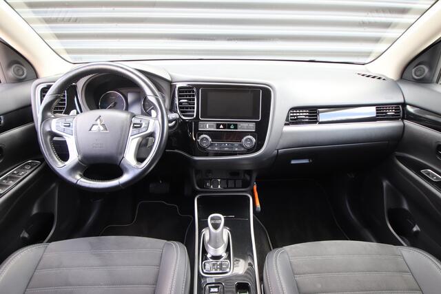 Mitsubishi OUTLANDER 2.4 PHEV Pure 1e eigenaar, dealer o.h. All-season