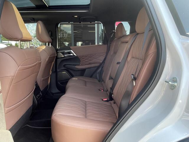 Mitsubishi OUTLANDER 2.4 PHEV Instyle+ | Full option |Trekhaak
