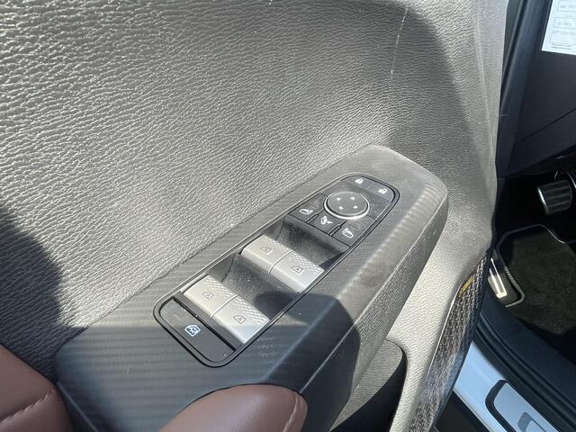 Mitsubishi OUTLANDER 2.4 PHEV Instyle+ | Full option |Trekhaak