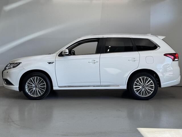 Mitsubishi OUTLANDER 2.4 PHEV Cruise | camera | LED-Kopl. | Clima | Rijklaarprijs