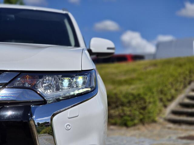 Mitsubishi OUTLANDER 2.0 PHEV Premium Apple Carplay & Android auto | Stuurverwarming | Blind Spot