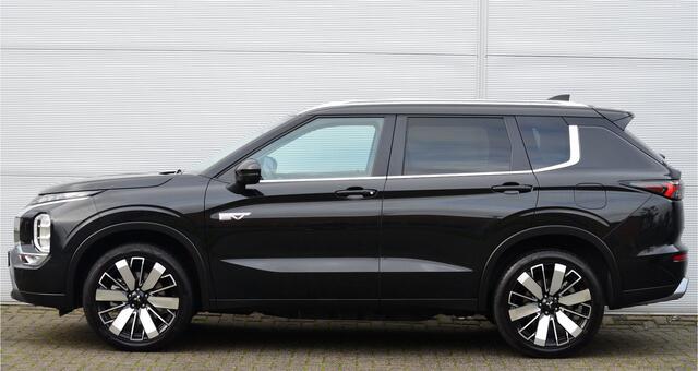 Mitsubishi OUTLANDER PHEV 2.4 FIRST EDITION 4WD | PLUG IN HYBRID | SOH 98% | YAMAHA SOUND | 20'' LICHTMETAAL | V2H | FABRIEKSGARANTIE TOT 06-05-2033* | ALL IN RIJKLAARPRIJS